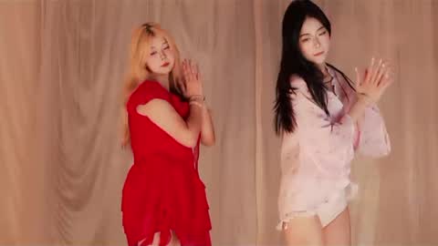 Snapshot of coco2002924 chatting on 10-13-25, 02:22 coco2002924 online show from 10-13-25, 02:22