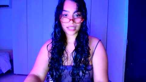 Snapshot of cocoa886863 chatting on 10-11-25, 12:10 cocoa886863 online show from 10-11-25, 12:10