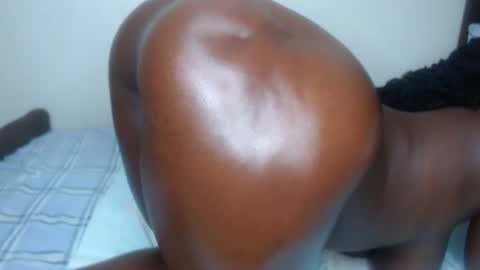 Snapshot of cocoa_devine chatting on 12-22-25, 01:41 cocoa_devine online show from 12-22-25, 01:41