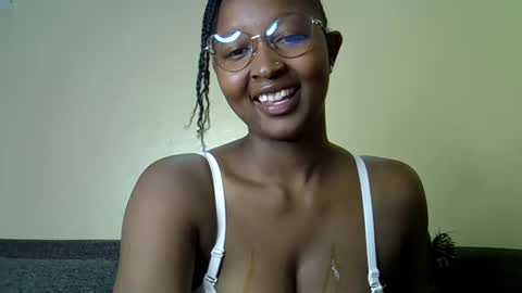 Coco online show from 04-11-26, 05:01