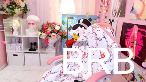 Mia online show from 01-09-25, 12:03