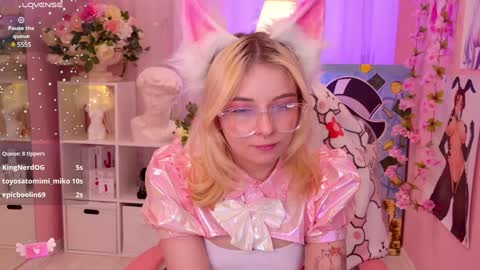 Mia online show from 01-13-25, 12:51