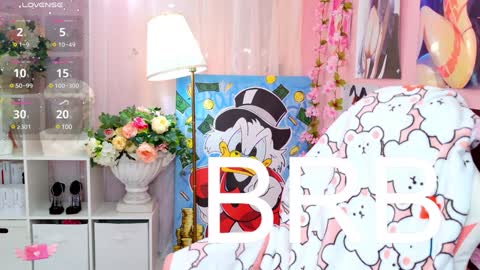 Mia online show from 01-16-25, 12:12