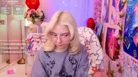 Mia online show from 02-15-25, 04:36