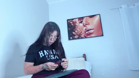 coconutt_oil online show from 02-12-26, 09:48