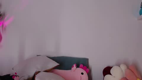 Coffee Dreams online show from 02-27-25, 04:32