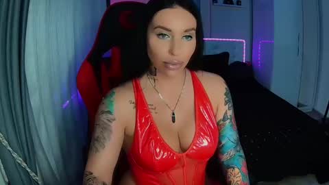 Snapshot of cokeyspeed69 chatting on 02-25-25, 09:09 Ur goddess Nikki online show from 02-25-25, 09:09