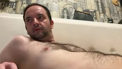 colambus555 online show from 01-04-25, 06:19