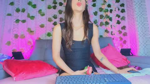 colett online show from 09-30-25, 11:59