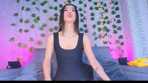 colett online show from 10-25-25, 12:02