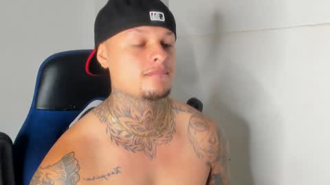 Snapshot of colin_prince2 chatting on 12-22-24, 04:48 COLIN online show from 12-22-24, 04:48