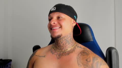 Snapshot of colin_prince2 chatting on 01-09-25, 06:17 COLIN online show from 01-09-25, 06:17