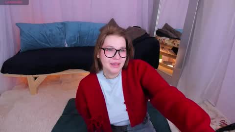 Collen Mon Tue Wed Thu Fri GMT 3 0300am - 0900am  online show from 11-20-25, 09:09