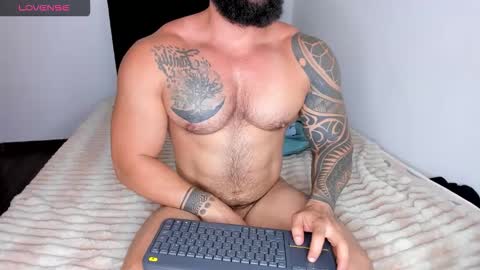 college_muscle_ass online show from 01-16-26, 02:10