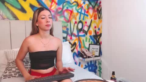 valentina online show from 02-19-26, 12:01