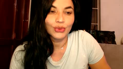 Snapshot of colombi4spice chatting on 12-10-24, 04:13 viviana online show from 12-10-24, 04:13