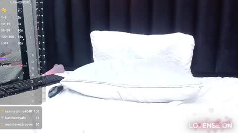  GRETCHEN  online show from 12-30-24, 03:13