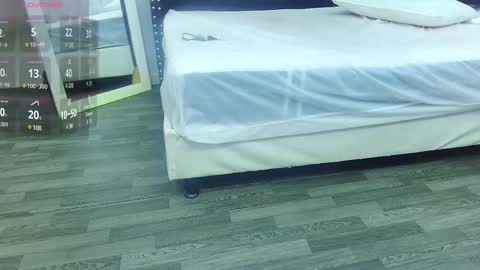  GRETCHEN  online show from 02-21-25, 12:39