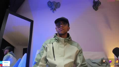 Snapshot of colstorw_ chatting on 10-03-25, 10:34 colstorw_ online show from 10-03-25, 10:34