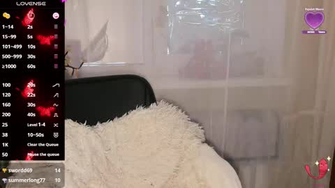 Mia online show from 12-03-25, 10:57