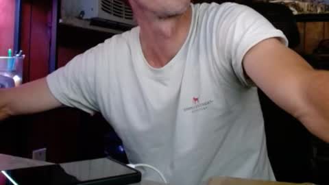 Nelson or ComicKing and sometime Peachy143 online show from 10-08-25, 11:46