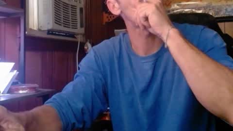 Nelson or ComicKing and sometime Peachy143 online show from 04-06-26, 11:27