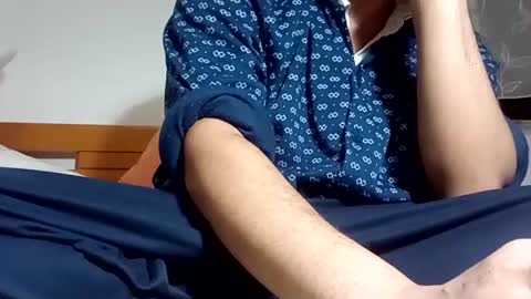 Snapshot of comobailamioso chatting on 02-22-26, 06:17 comobailamioso online show from 02-22-26, 06:17