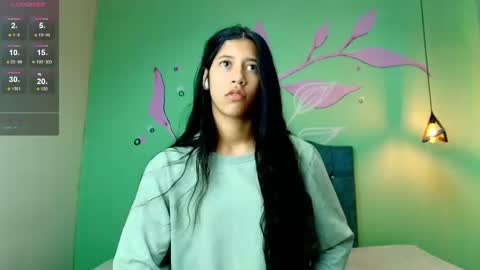 C O N N I E online show from 11-08-25, 07:34