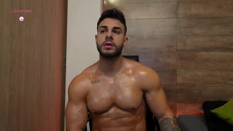 connor_h1 online show from 04-08-26, 06:13