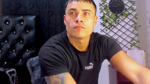 Connor Smith online show from 12-30-24, 02:08