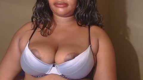 Snapshot of conny685249 chatting on 02-06-25, 05:09 conny online show from 02-06-25, 05:09