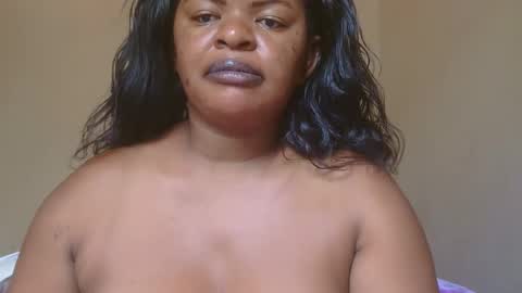 Snapshot of conny685249 chatting on 02-28-25, 11:58 conny online show from 02-28-25, 11:58