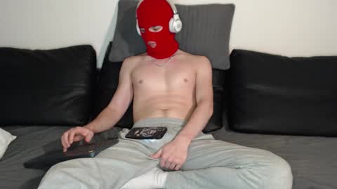 Conor and Chester online show from 09-27-25, 04:12