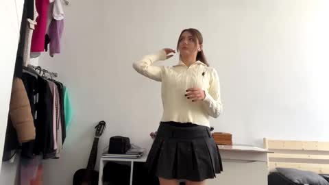 Snapshot of constancefanny chatting on 02-15-26, 11:52 Amelia online show from 02-15-26, 11:52