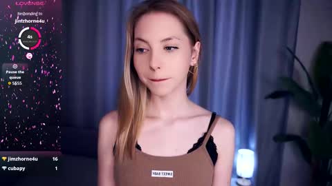 Hello im Sofia Welcme to my room .More hugs and kiss for you online show from 09-16-25, 05:41