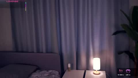 Hello im Sofia Welcme to my room .More hugs and kiss for you online show from 10-15-25, 06:35