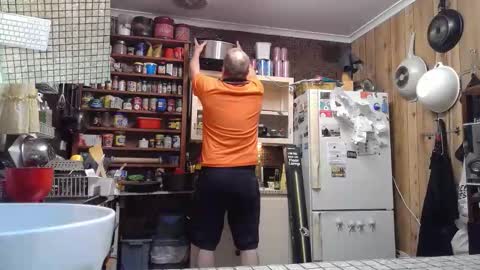 Snapshot of cookieliquor chatting on 09-22-25, 09:06 Cookie - I do cooking streams occasionally. Next stream  online show from 09-22-25, 09:06