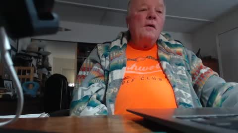 Snapshot of cookoosnest chatting on 12-21-24, 02:15 cookoosnest online show from 12-21-24, 02:15