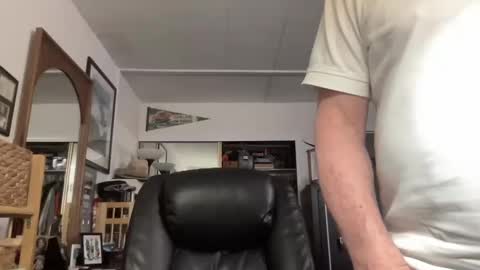 Snapshot of cookoosnest chatting on 01-17-25, 12:31 cookoosnest online show from 01-17-25, 12:31