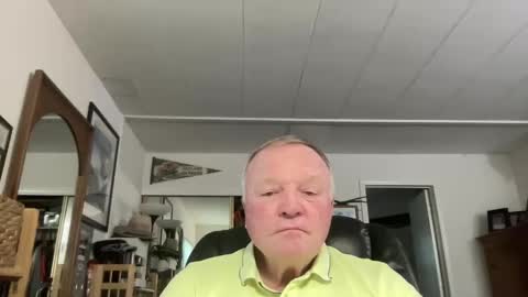 Snapshot of cookoosnest chatting on 01-23-25, 12:46 cookoosnest online show from 01-23-25, 12:46