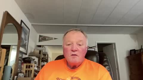 Snapshot of cookoosnest chatting on 02-05-25, 02:08 cookoosnest online show from 02-05-25, 02:08