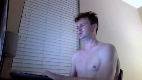 Snapshot of cooldude122222 chatting on 12-28-24, 07:00 cooldude122222 online show from 12-28-24, 07:00