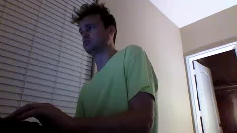 Snapshot of cooldude122222 chatting on 01-09-25, 06:38 cooldude122222 online show from 01-09-25, 06:38