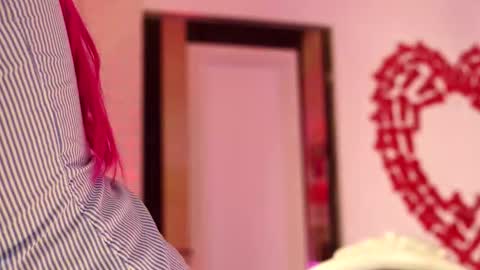 Ginger The Cringer online show from 01-12-26, 09:03