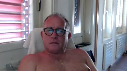Snapshot of coquin369 chatting on 07-08-26, 05:28 Coquin369 online show from 07-08-26, 05:28