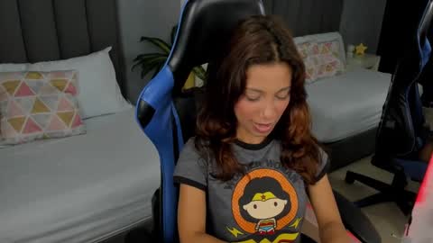  CORA  online show from 03-11-25, 01:34