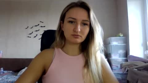 Snapshot of cora_fora chatting on 09-29-25, 07:57 cora_fora online show from 09-29-25, 07:57