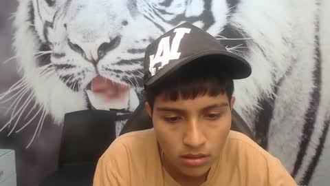 Cora online show from 02-05-25, 12:20