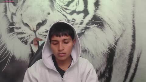 Cora online show from 02-06-25, 09:17