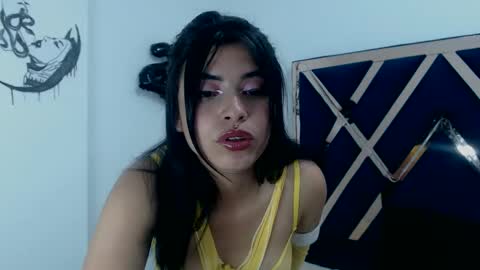 Snapshot of cora_wisthon chatting on 12-05-24, 08:44 Cora online show from 12-05-24, 08:44